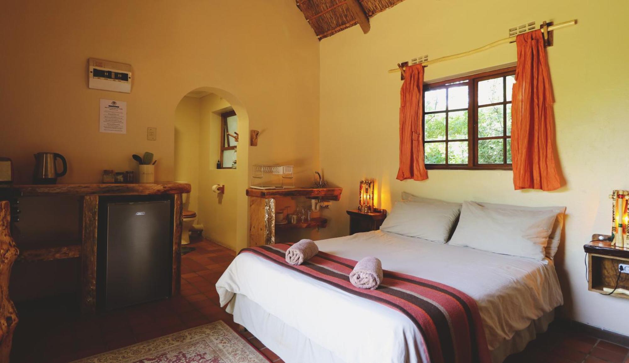 Away With The Fairies Nature Lodge And Backpackers Hogsback Exterior photo